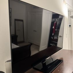 Ultra HD LG Flatscreen TV