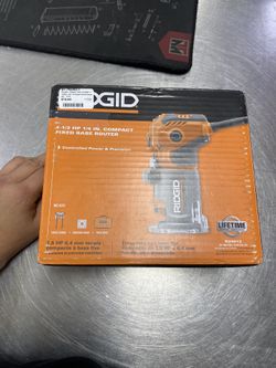 Brand New Ridgid 4-1/2 Hp 1/4 Inch Compact Fixed Base Router 