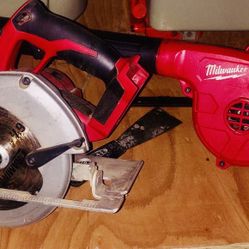 Milwaukee M18 Cordless Circular Saw And Blower