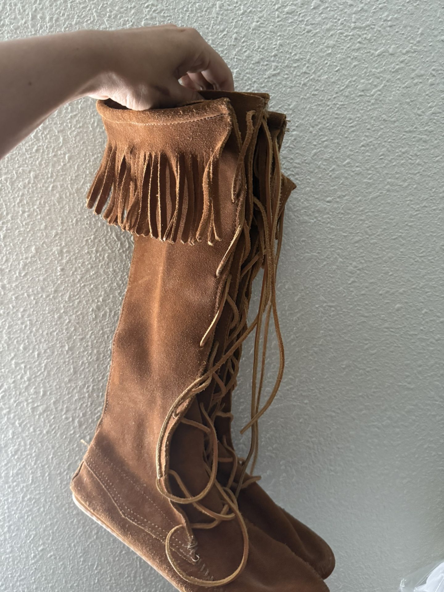 Minnetonka Boots 