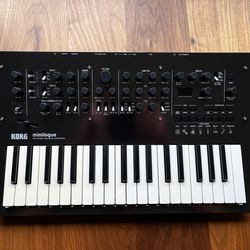 Korg Minilogue - Analog Synthesizer
