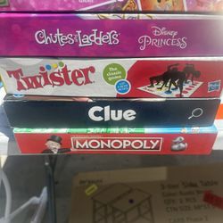Board Games / Monopoly / Clue / Twister 