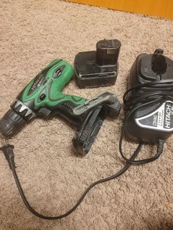 Hitachi DS 14DVF3 14.4V Cordless Drill 3/8” with eb141s 14.4v battery and hitachi 7.2v - 18v battery charger 