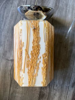 Stunning Unique Vintage Resin Wheat Pendant Light Hanging Pendant light fixture has a hexagonal shade made of white resin with embedded dried whe