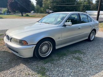 2001 BMW 525i