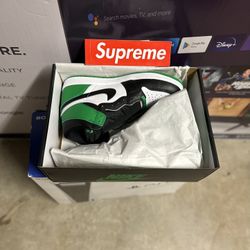 Jordan 1 Lucky Green