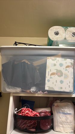 Lash stuff bin just need it gone $30