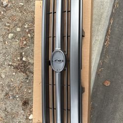 96-02 Toyota 4Runner Grille