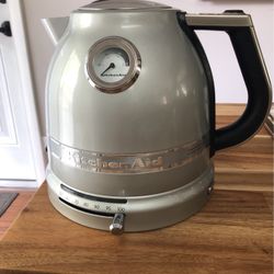 Kitchen Aid Kettle 