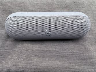 Apple Beats Pill