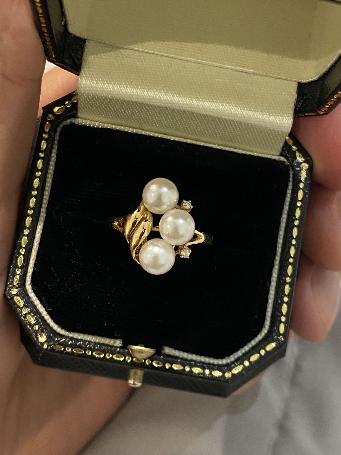 14K GOLD AKOYA PEARLS DIAMOND RING