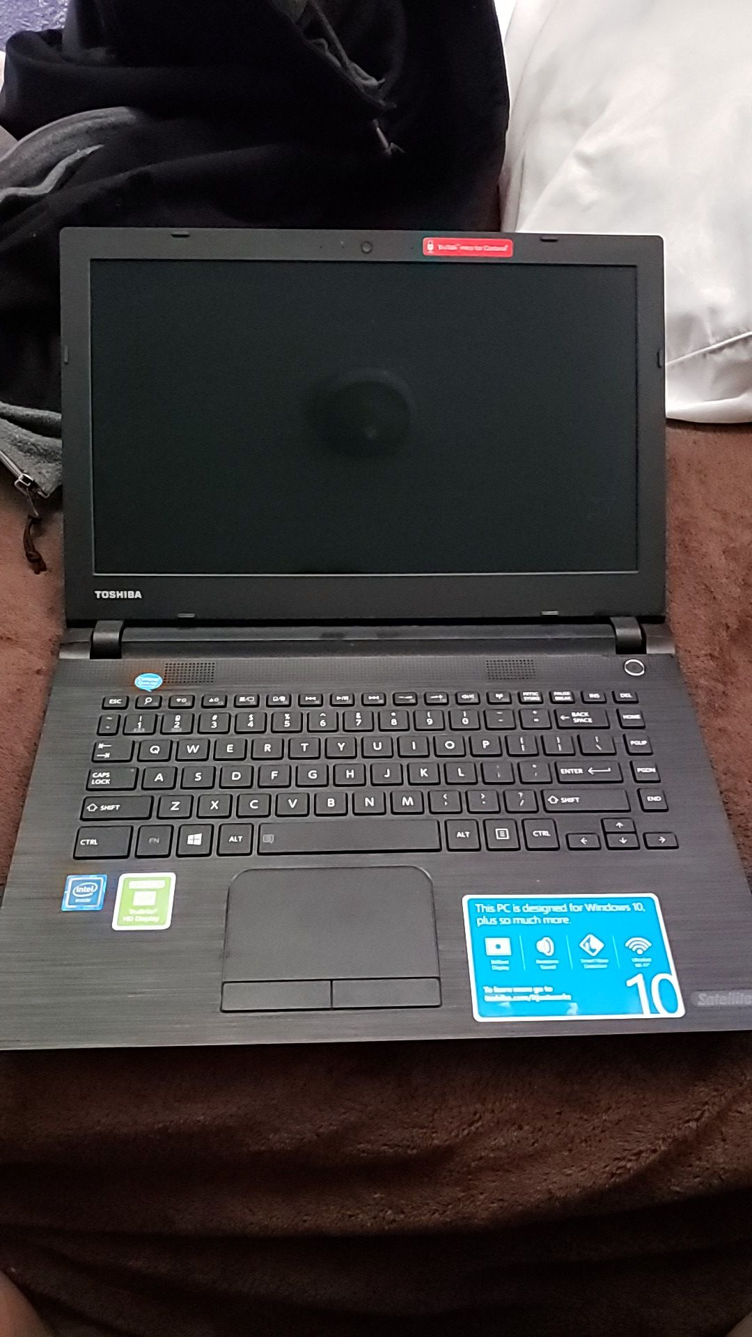 Toshiba CL45-C4330 14" Laptop with iBUYPOWER mouse