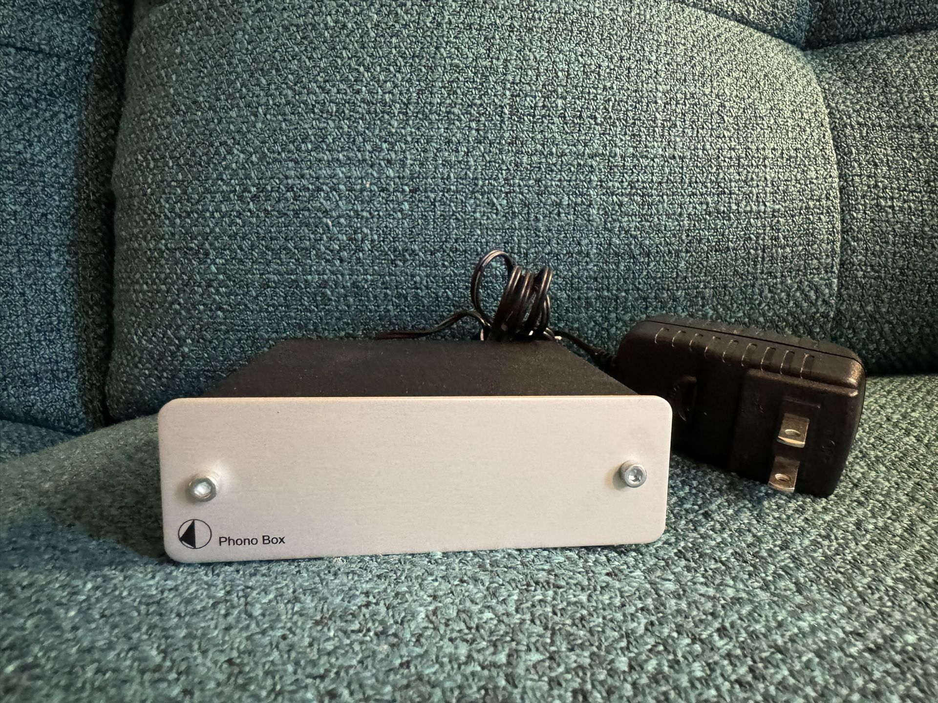 Pro-Ject Phono Box DC