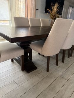 Emma Dining table set with 8 chairs