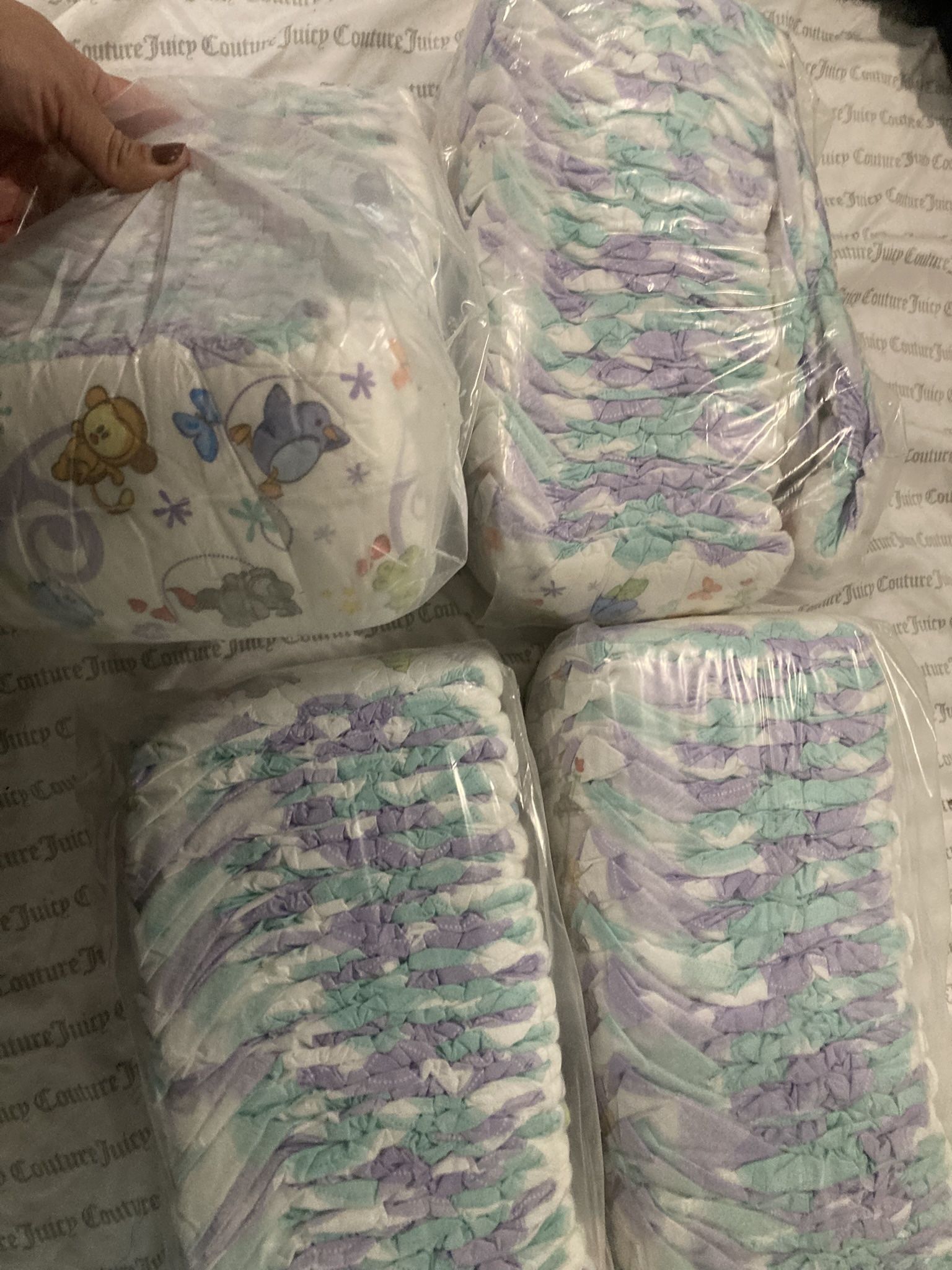 Newborn/size 1 Diapers 