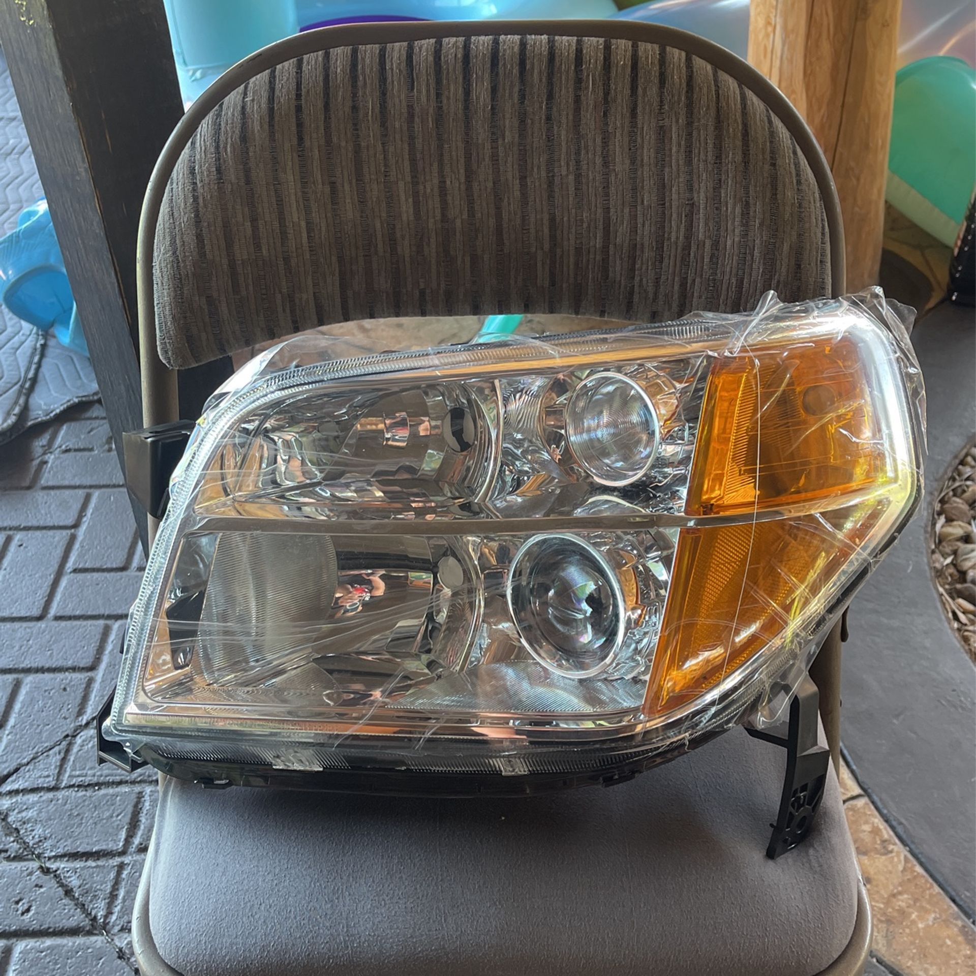 Honda Pilot Headlight