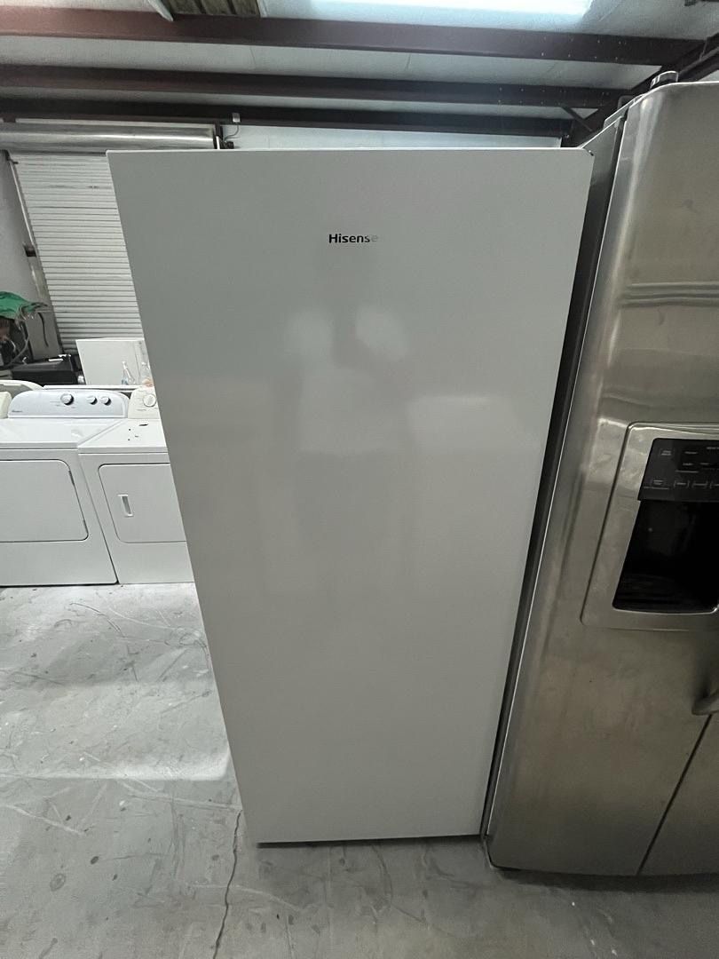 New Convertible Freezer/Refrigerator Hisense