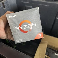 AMD RYXEN 7