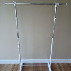 Adjustable Clothing Rack