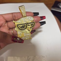 Dexter Iced Pendant