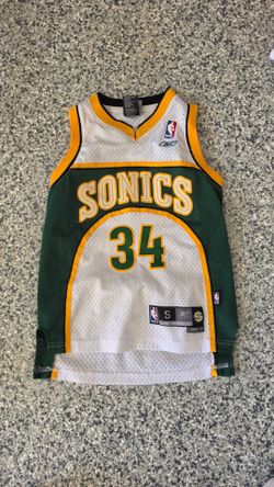 Youth size small sonics jersey