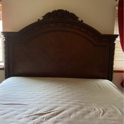 King Size Bed with Mattress 