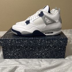 NEW Air Jordan 4 Retro 2022 “Midnight Navy” Size 10 M