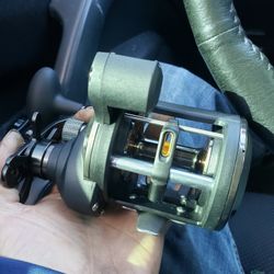 brand new penn squall 2