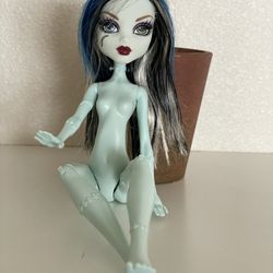 Monster High Doll Frankie Stein 2008 Basic Nude DKY20 Articulated Knees