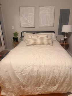 Queen mattress with bed frame