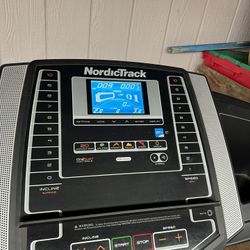 Treadmill 