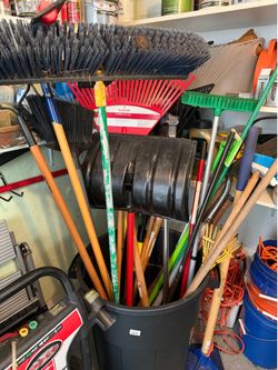 Miscellaneous garden tools.