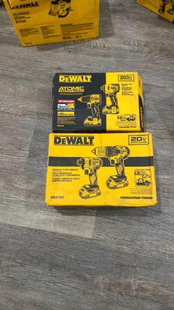Dewalt Drills Set.  (2).   1. DCK225D2.      1 DCK277D2