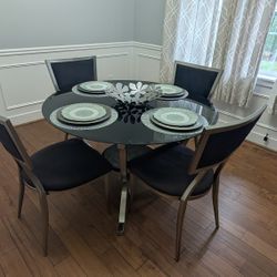 Designer Dining Table With 4 Dining Chairs 