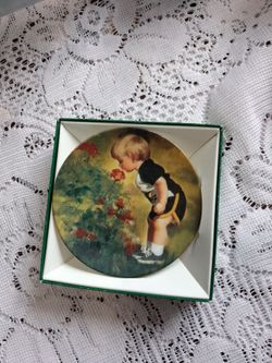 Grandma's Garden miniature Plate Collection