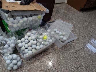 Mint condition golf balls for sale Titleist Callaway Taylormade maxfli