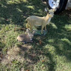 Yard Decorations /16”x17”/1 Concrete And 1 Resin Deer