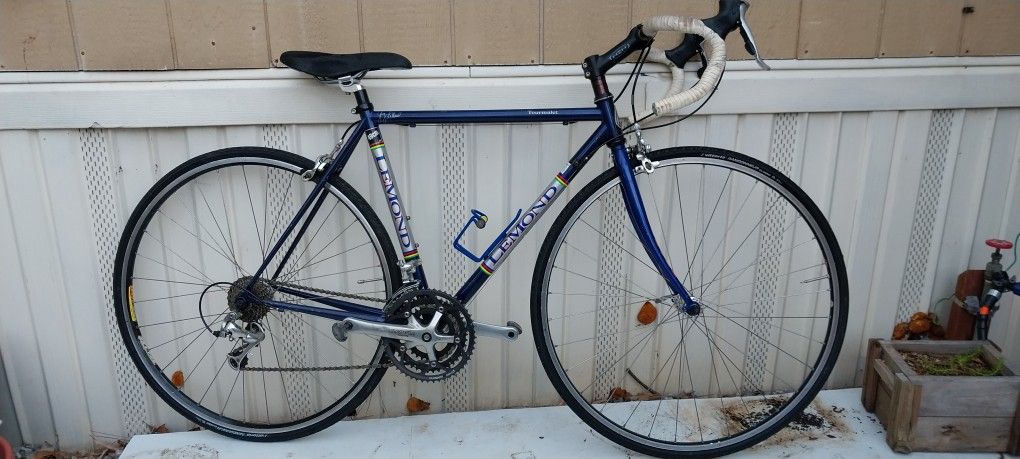 LEMOND 9 Speed Road Bike
