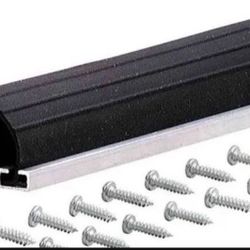 M-D Black Aluminum/Vinyl Weatherstrip For Garage Doors 9 ft. L X 3/4in.