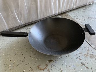 NATURAL ELEMENTS WOODSTONE GRAY SPECKLED 14.5 WOK & GLASS LID VG Used  Condition for Sale in Granger, IN - OfferUp