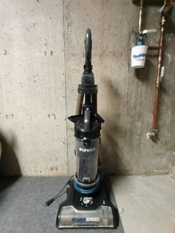 Eureka Power Speed Cord Rewind Vacuum Cleaner