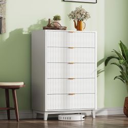 Fluted Dresser for Bedroom with 5 Drawers, 46.26" Tall Wooden Dresser with Golden Metal Handles, Mid Century Modern Chest of Drawers for Living Room, 