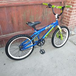Magna Ripclaw Bike - (Kids Bike)