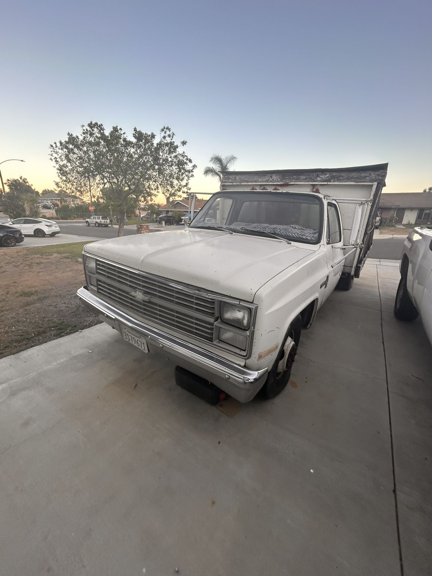 1984 Chevrolet Pre-owned Vehicle 1990 Or Older