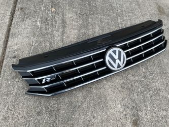 Front grille assembly 17 VW Passat R-Line