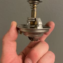 Engine Coolant Thermostat - Mercedes-Benz (116-200-03-15)