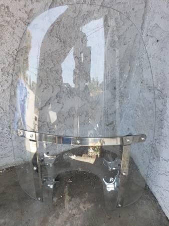 Harley-Davidson OEM Detachable Windshields Slip-on And Clamps