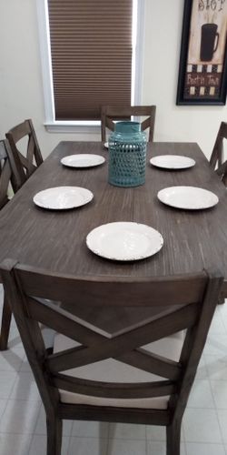 Beautiful Dining Farmhouse/Trestle Table w/ 6 Chairs