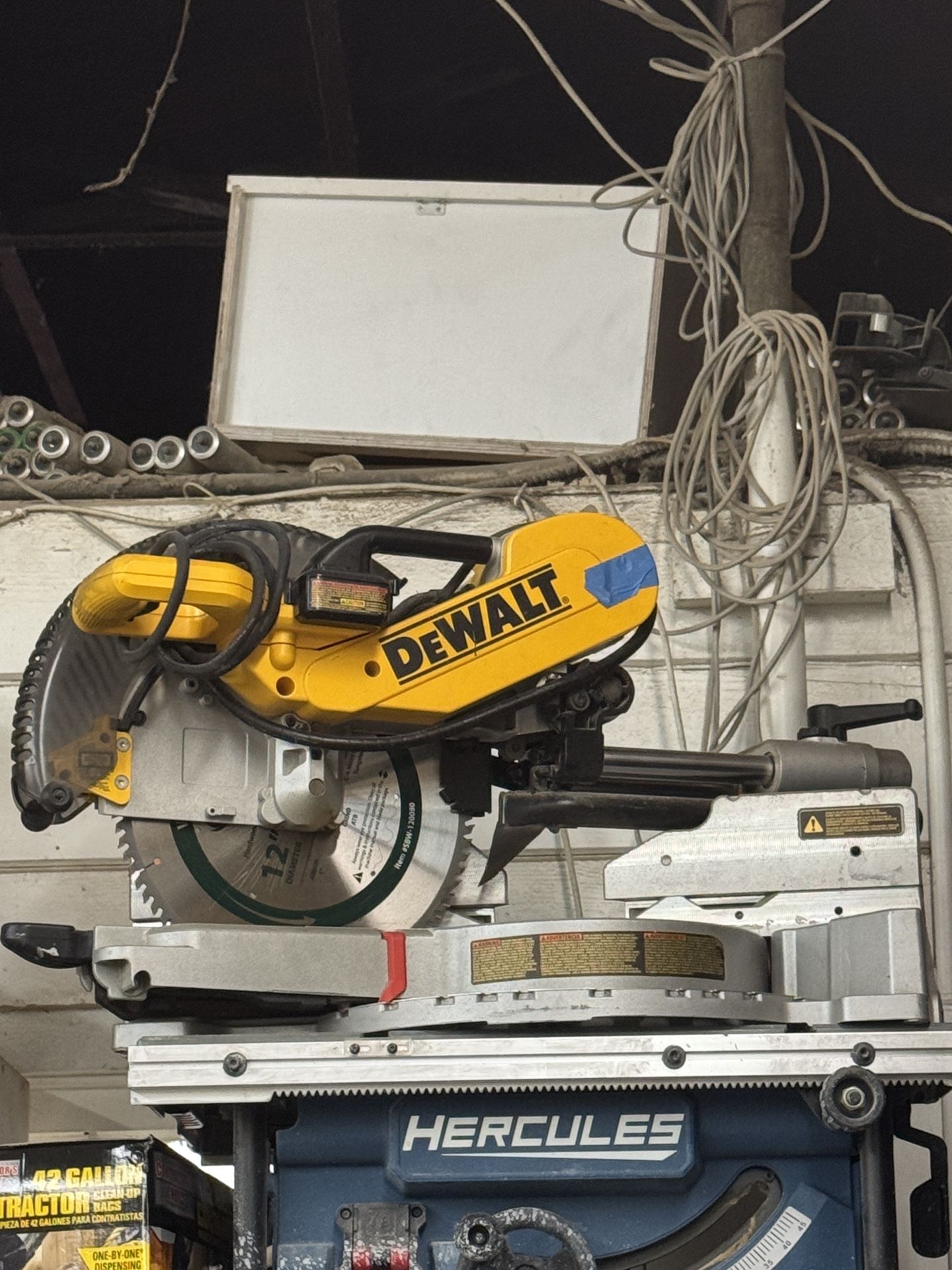 Dewalt Miter Saw 12”