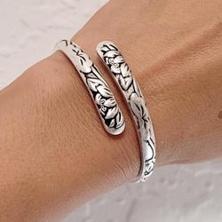 925 Sterling Silver women's ladies lotus flower cuff bracelet Gift
